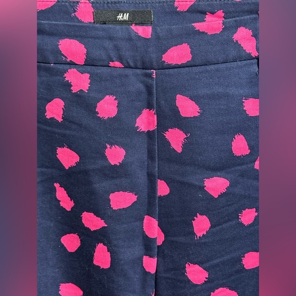 H&M Navy and Pink Patterned Pants Size 8 - Picture 2 of 6